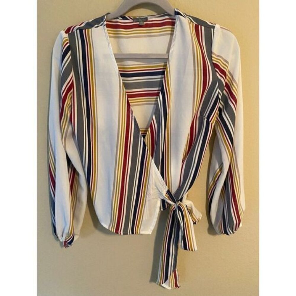 Charlotte Russe wrap top￼ 